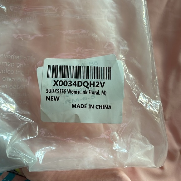 Tankini top and bottoms. Size medium - Picture 3 of 3